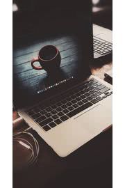 MacBook x コーヒーカップ