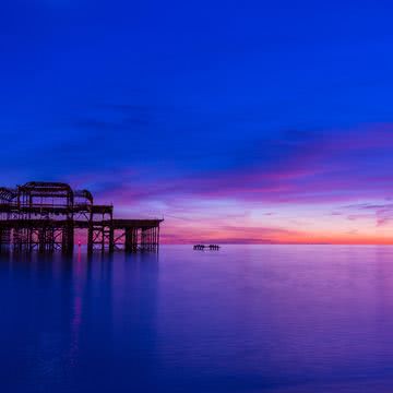 夕暮れ時の海