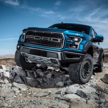 Ford Raptor（フォードラプター）