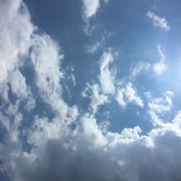 青い空、白い雲