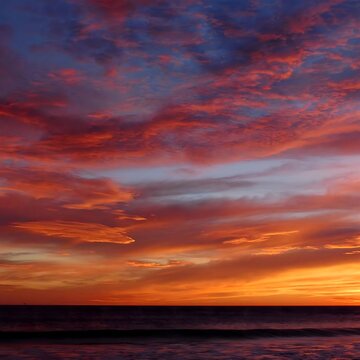 夕暮れの海