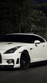 GT-R (White)