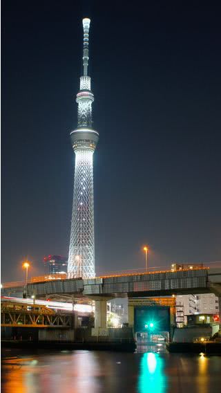 夜のスカイツリー