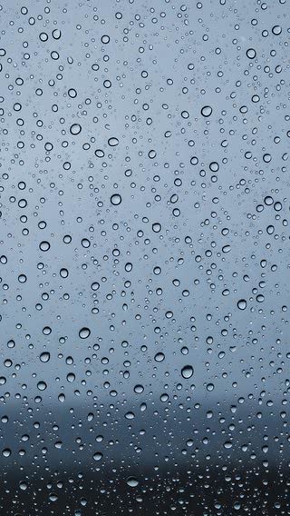 雨に濡れたガラス|水の雫のiPhone壁紙