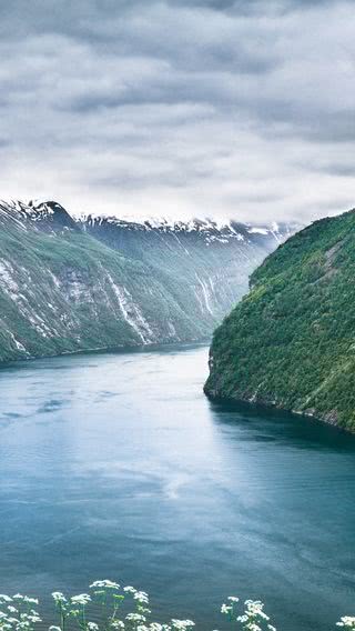 ノルウェーの湖