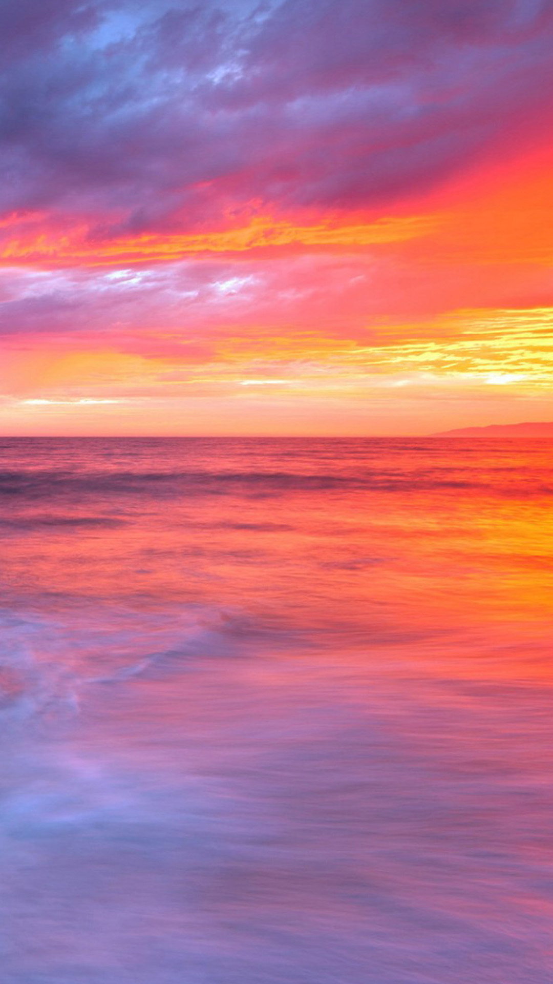 夕日と海の幻想的なグラデーション Iphone11 スマホ壁紙 待受画像ギャラリー