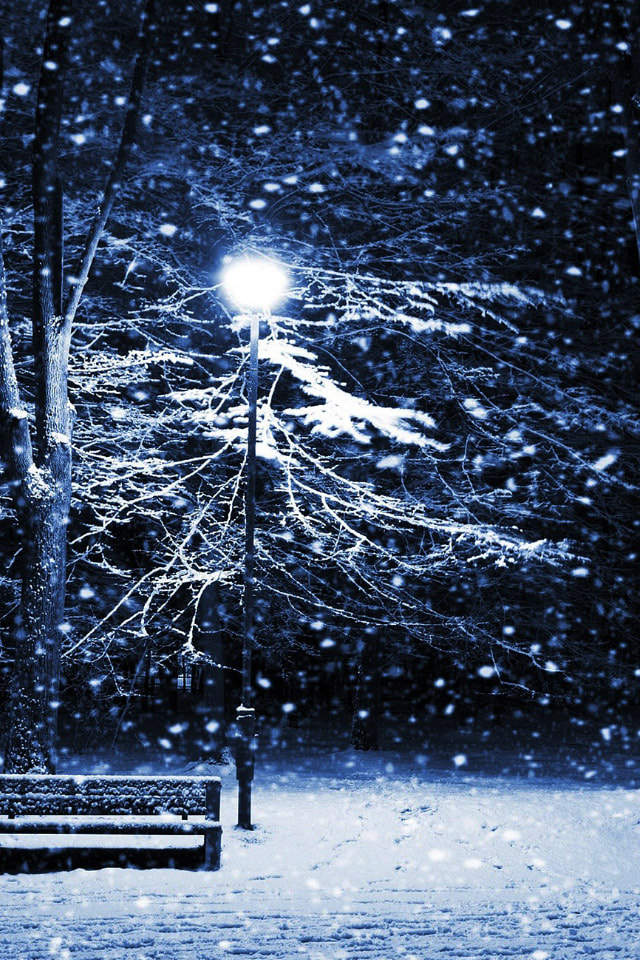 雪降る夜の公園 Iphone壁紙ギャラリー