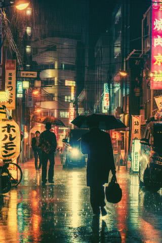東京の夜の雨