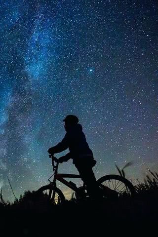 星空と自転車