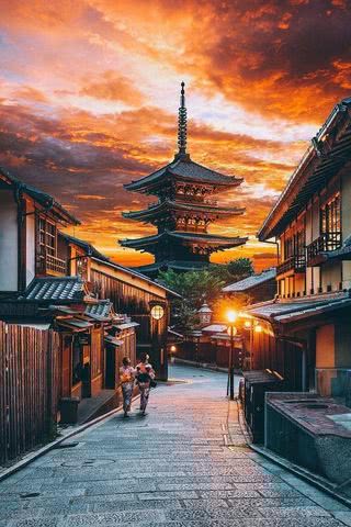 夕暮れの京都