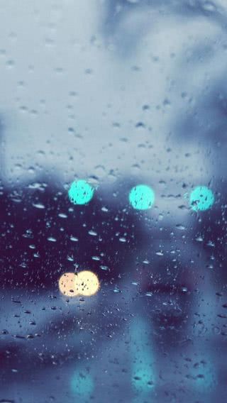 雨に濡れた窓ガラス Iphone12 スマホ壁紙 待受画像ギャラリー