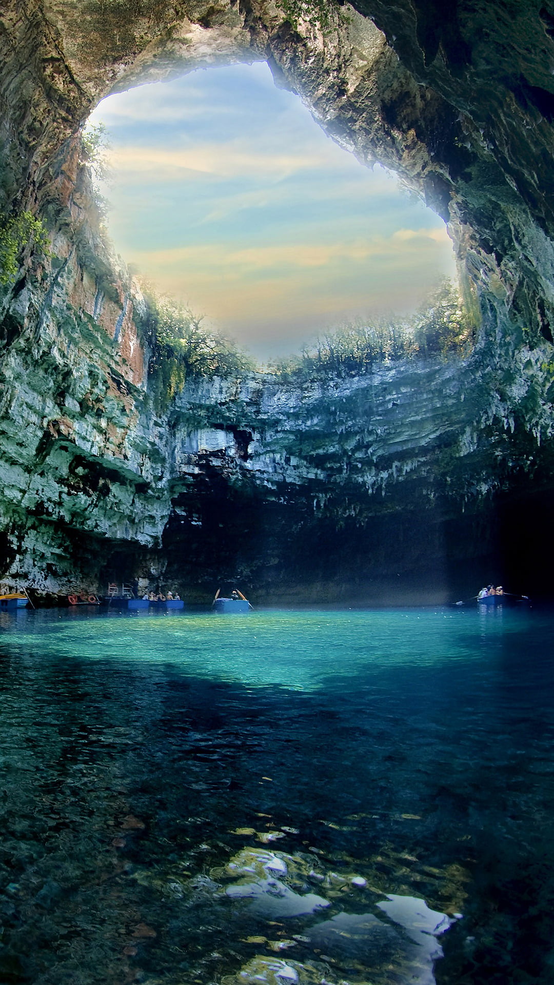 海の洞窟 メリッサーニ洞窟 Iphone13 スマホ壁紙 待受画像ギャラリー