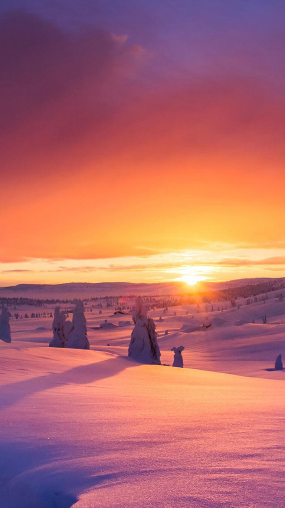 雪原の夕日 Iphone13 スマホ壁紙 待受画像ギャラリー