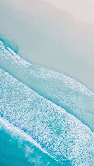 透明感が美しいビーチ | 夏にぴったりなスマホ壁紙