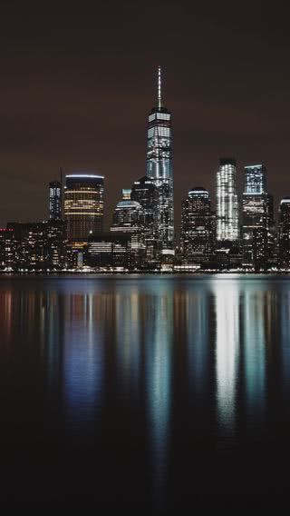 海辺の夜景