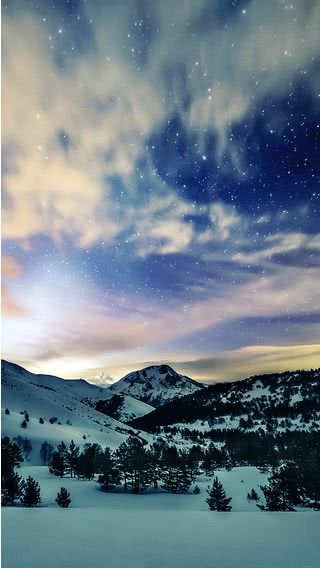 雪山の星空