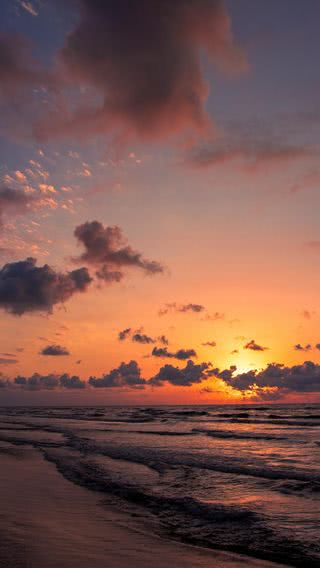 夕暮れの海