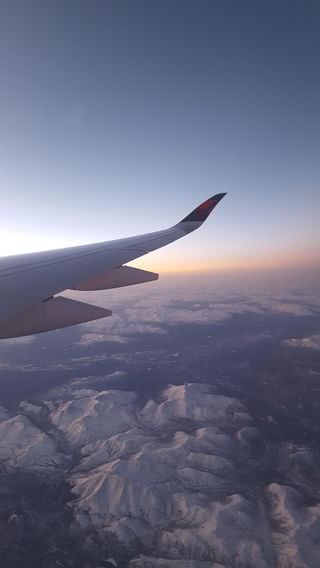 飛行機から眺めた空