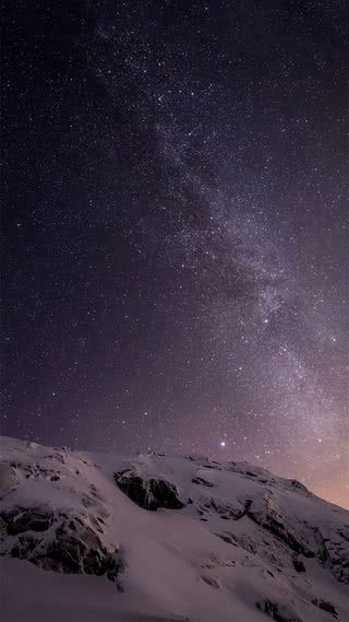 山の星空