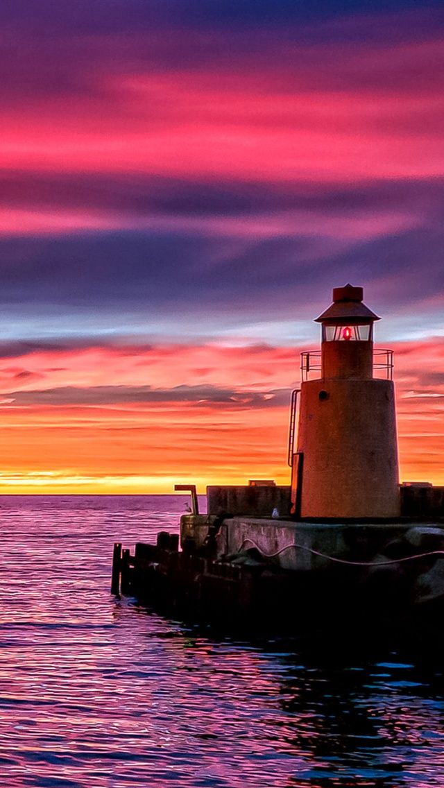 夕焼けと灯台 美しい海の風景 スマホ壁紙 Iphone待受画像ギャラリー