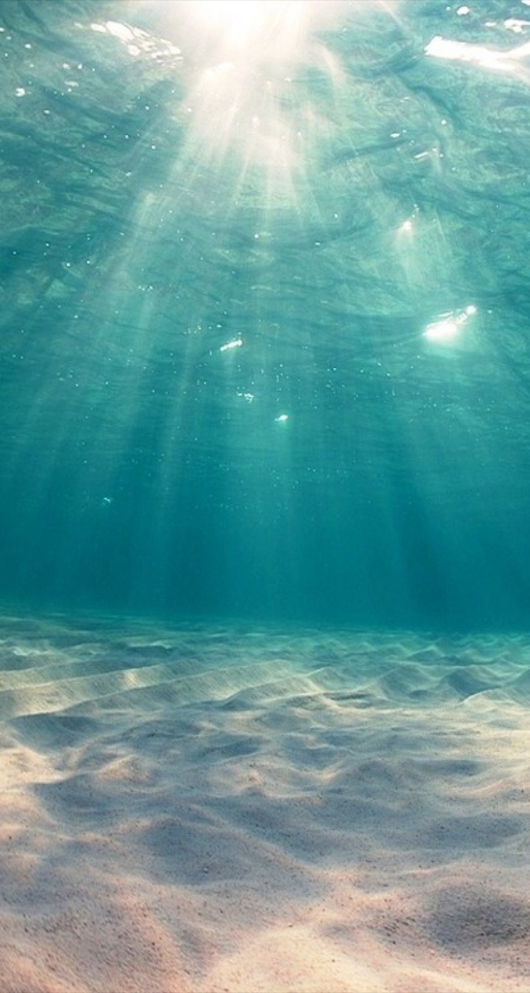 光が射す海の底 Iphone5s壁紙 待受画像ギャラリー