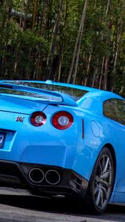 Nissan GT-R（ブルー）